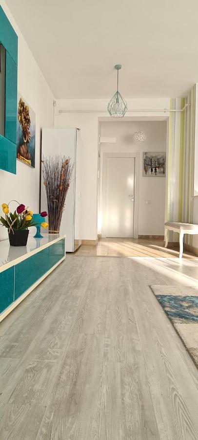 Apartament Blue Sea ナボダリ エクステリア 写真